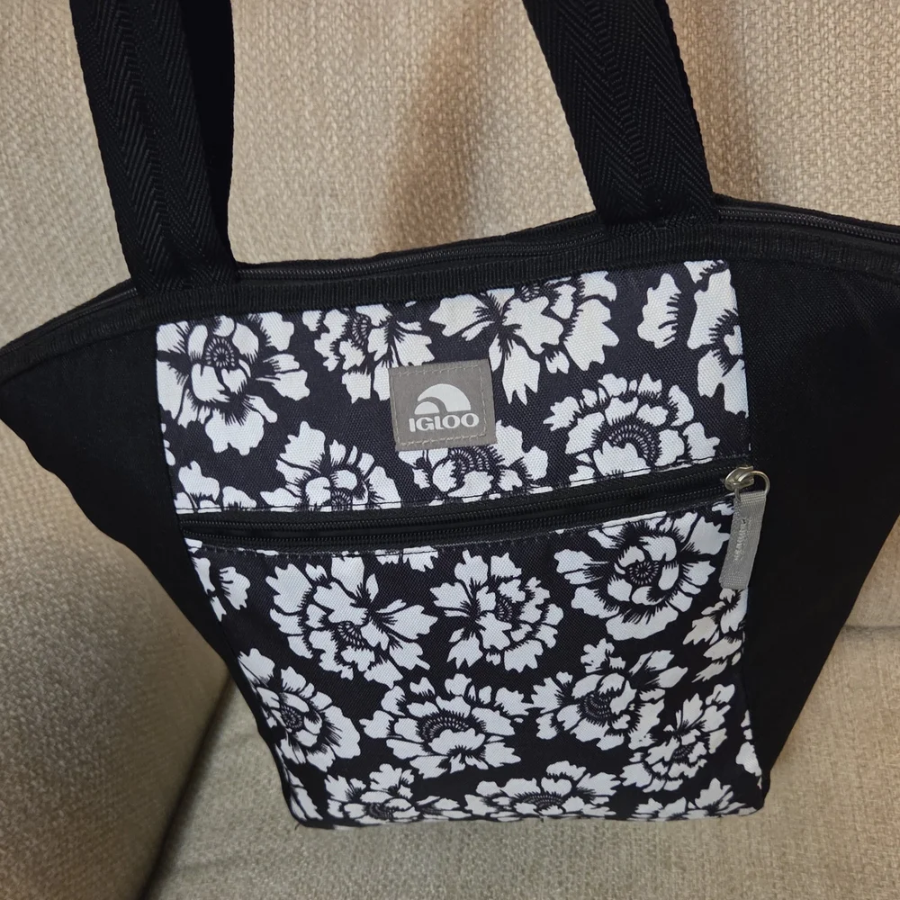 Igloo Black and White Floral Women's Bag - Picture 4 of 11